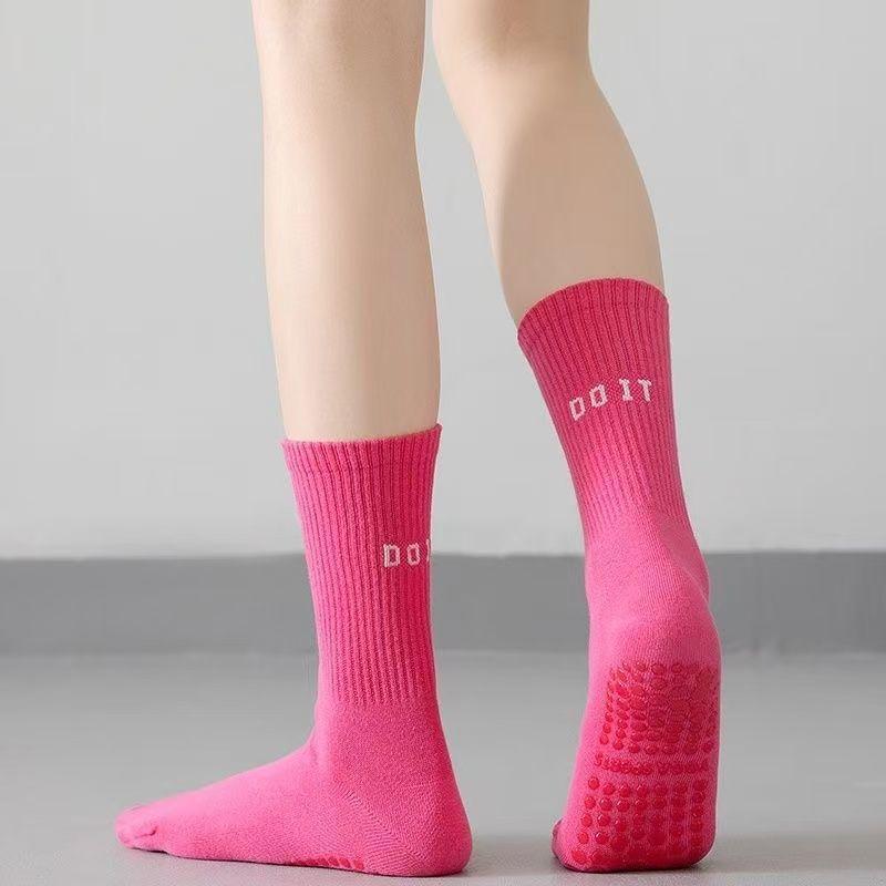 1 Pairs New Colorful Trend Spo - Sports Socks ulasan dan harga