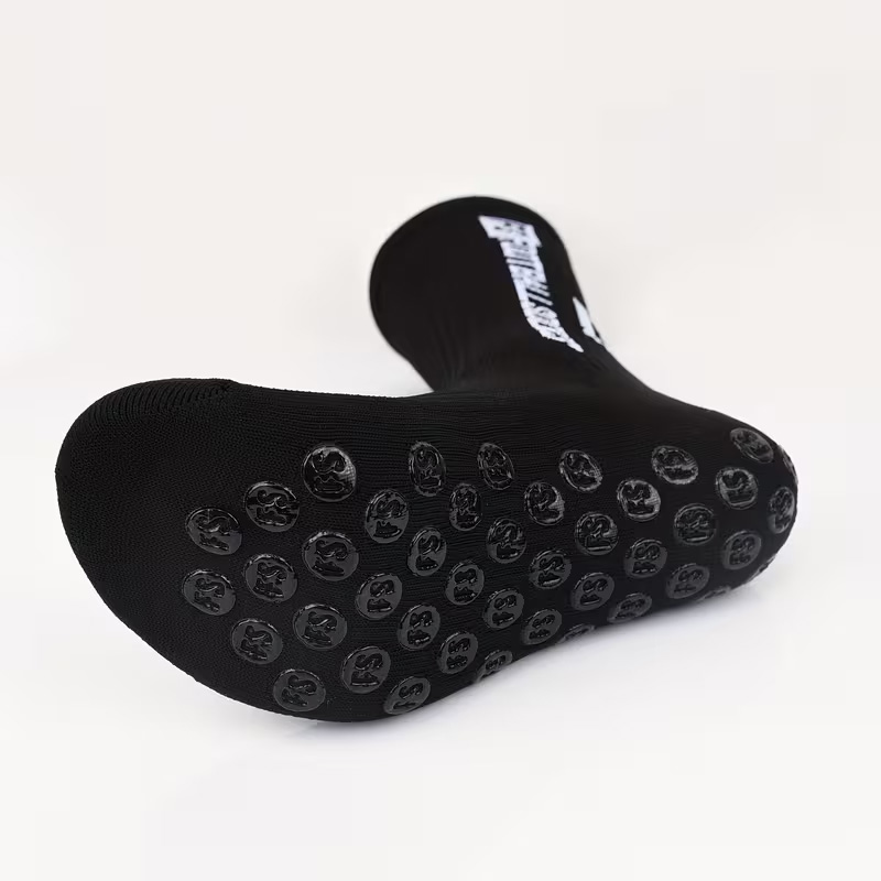1 Pair Grippy Sports Crew Sock - Sports Socks ulasan dan harga